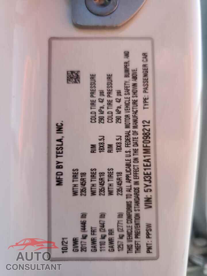 TESLA MODEL 3 2021 - 5YJ3E1EA1MF098212