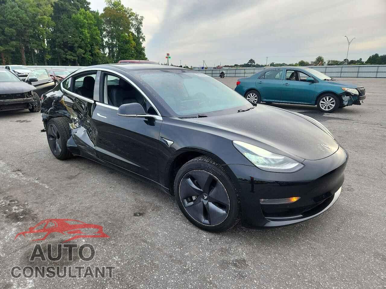 TESLA MODEL 3 2019 - 5YJ3E1EA3KF307124