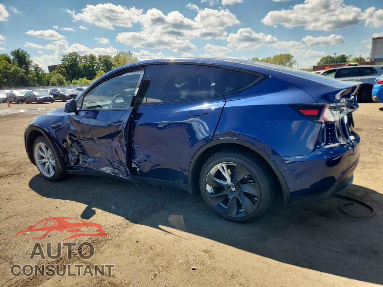 TESLA MODEL Y 2023 - 7SAYGDEE7PF856596