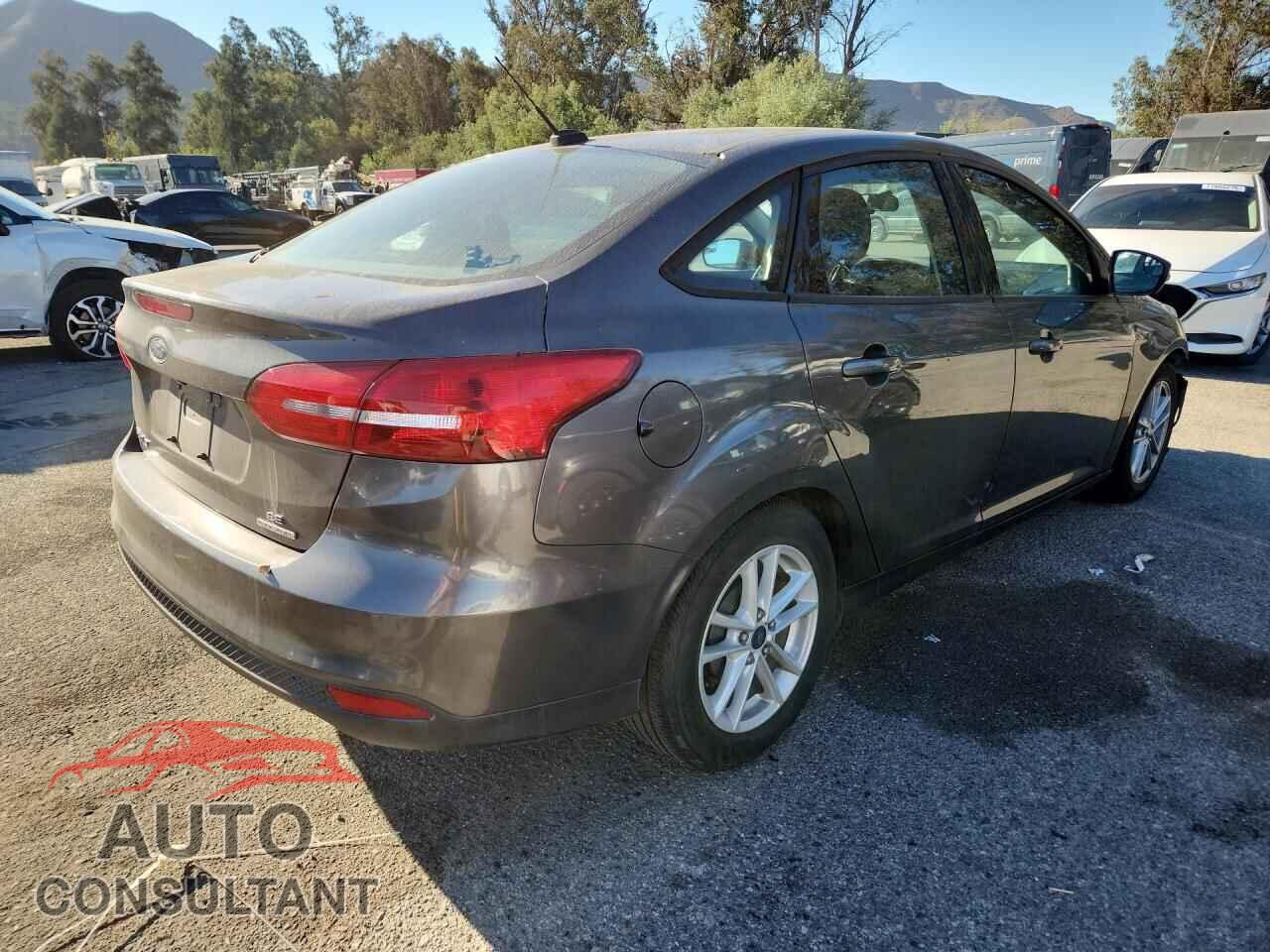 FORD FOCUS 2015 - 1FADP3F22FL229896