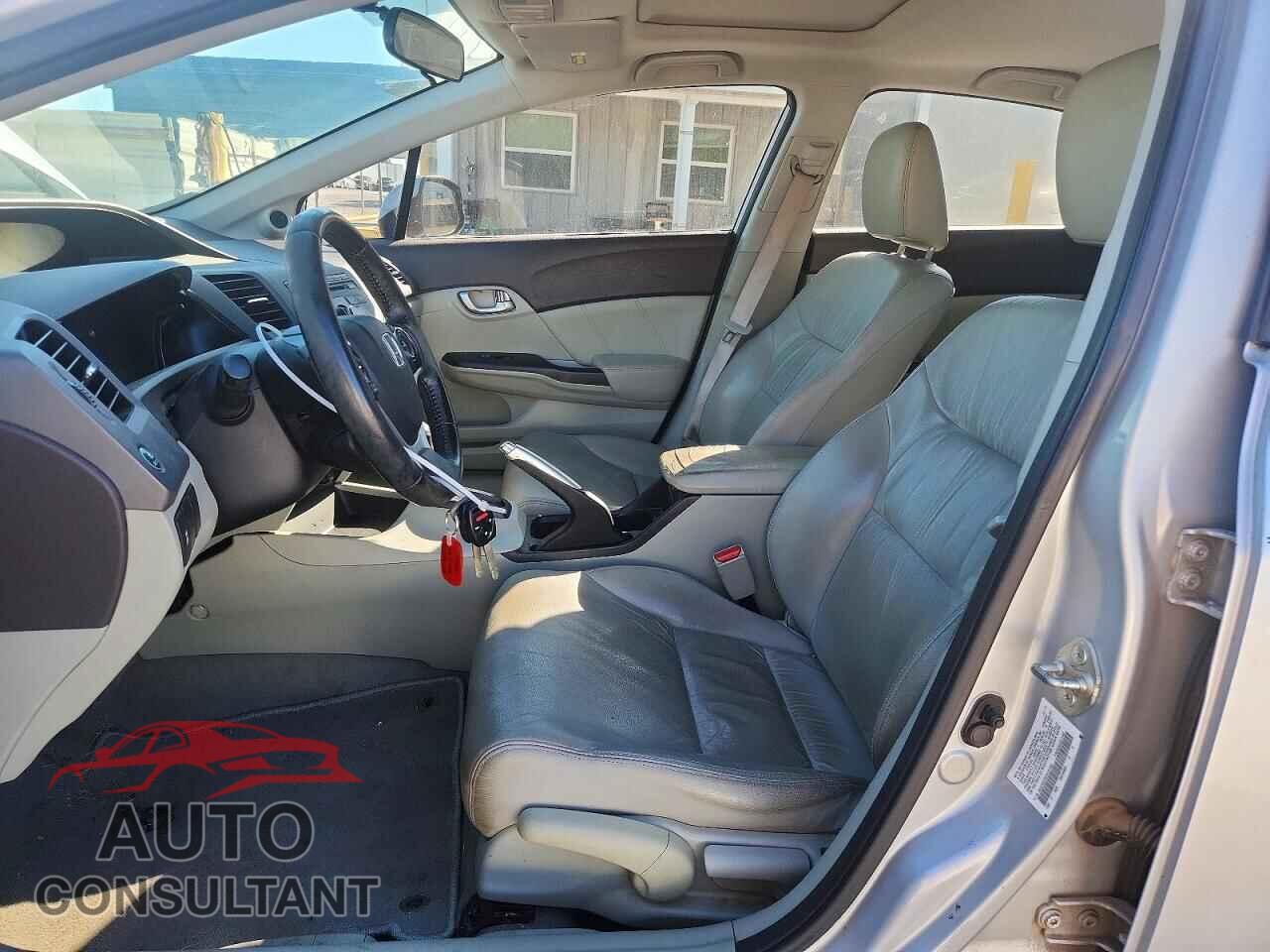 HONDA CIVIC 2012 - 2HGFB2F99CH541460