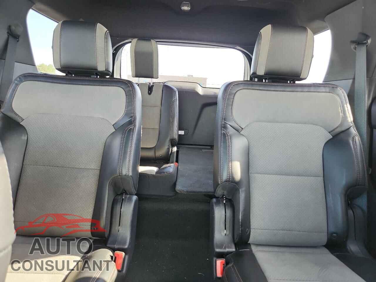 FORD EXPLORER 2017 - 1FM5K8D83HGA98633