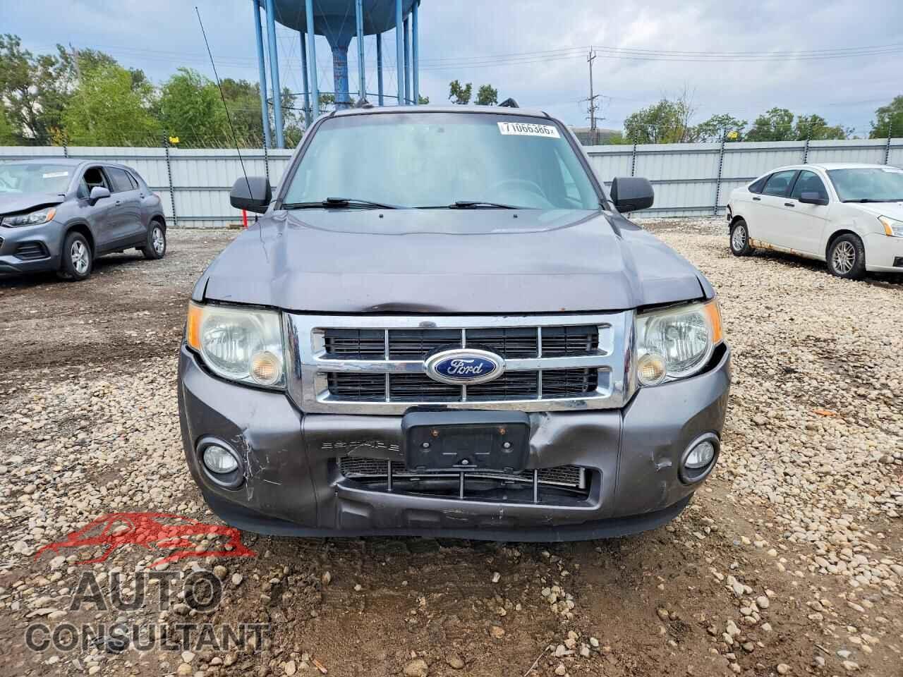 FORD ESCAPE 2010 - 1FMCU0DG7AKD43205
