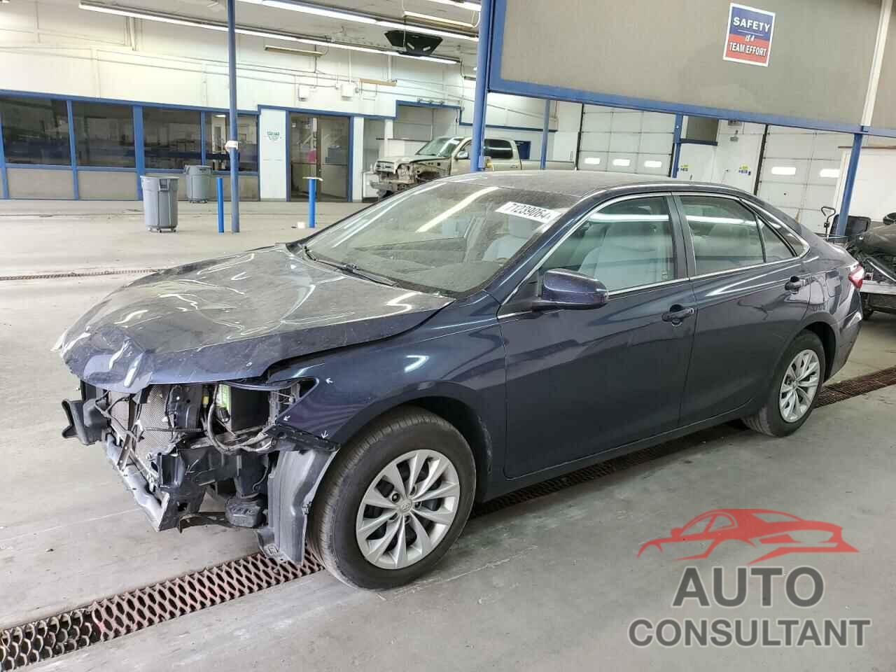 TOYOTA CAMRY 2016 - 4T4BF1FKXGR572476