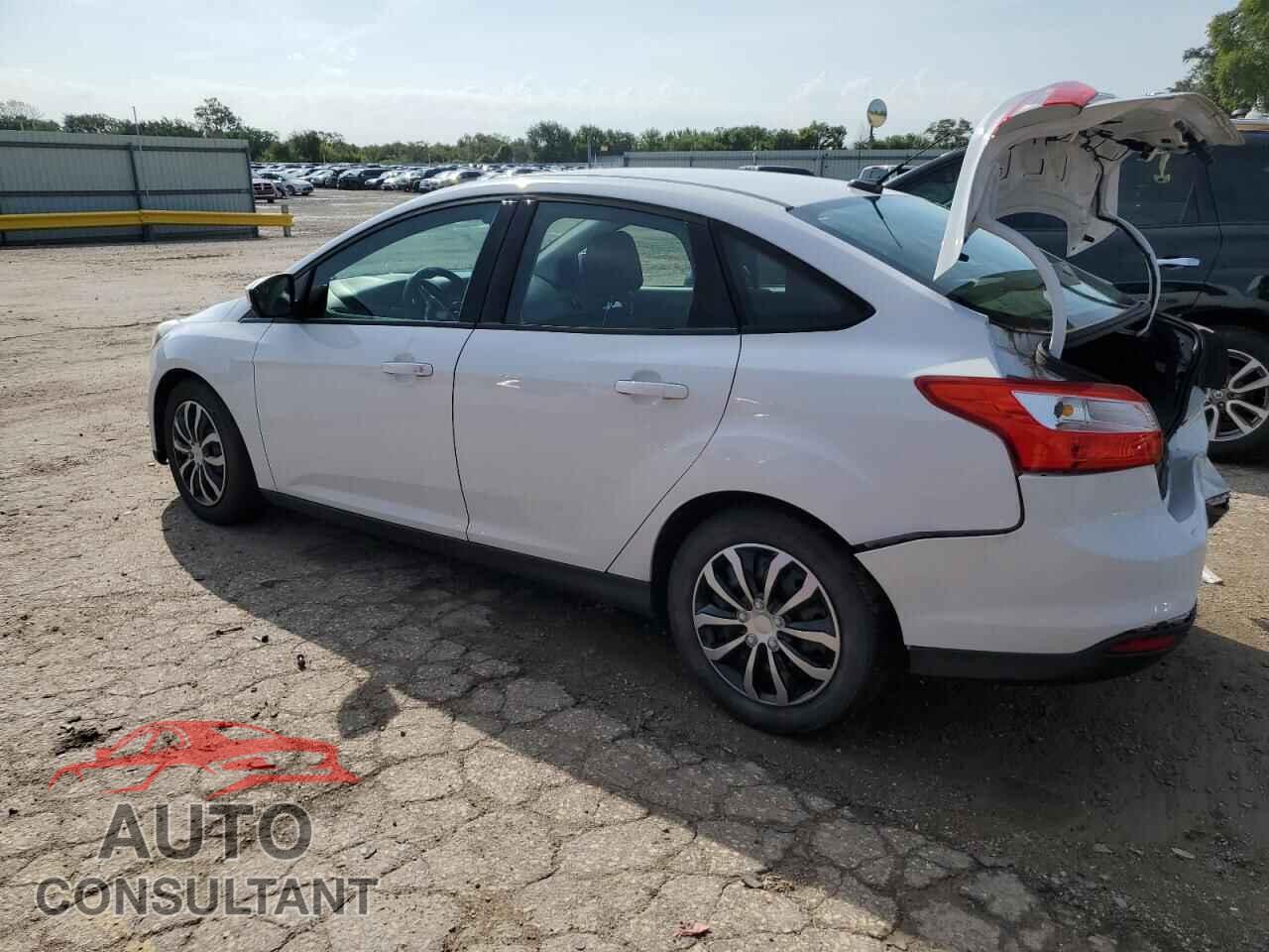 FORD FOCUS 2012 - 1FAHP3F26CL130219