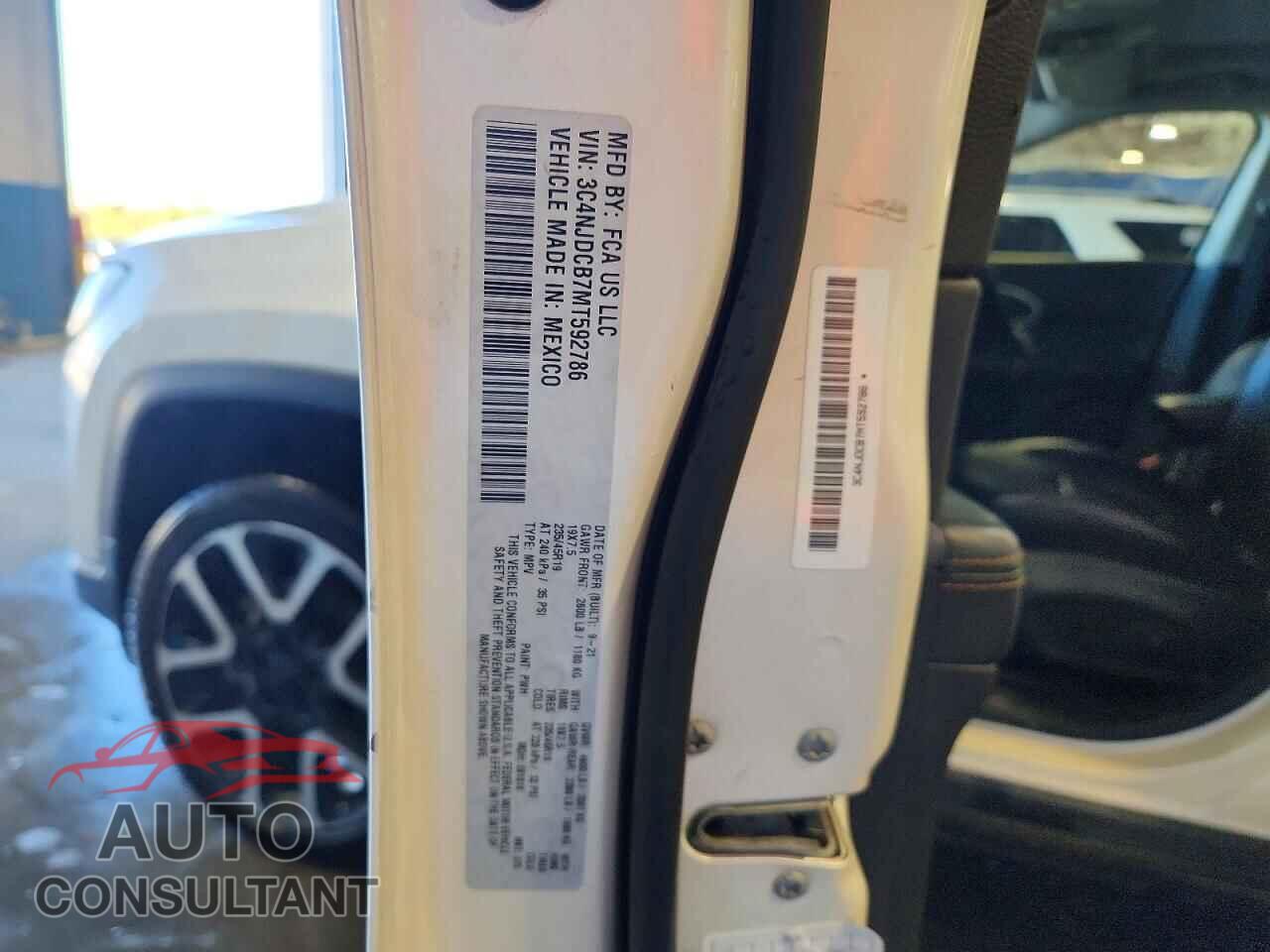 JEEP COMPASS 2021 - 3C4NJDCB7MT592786