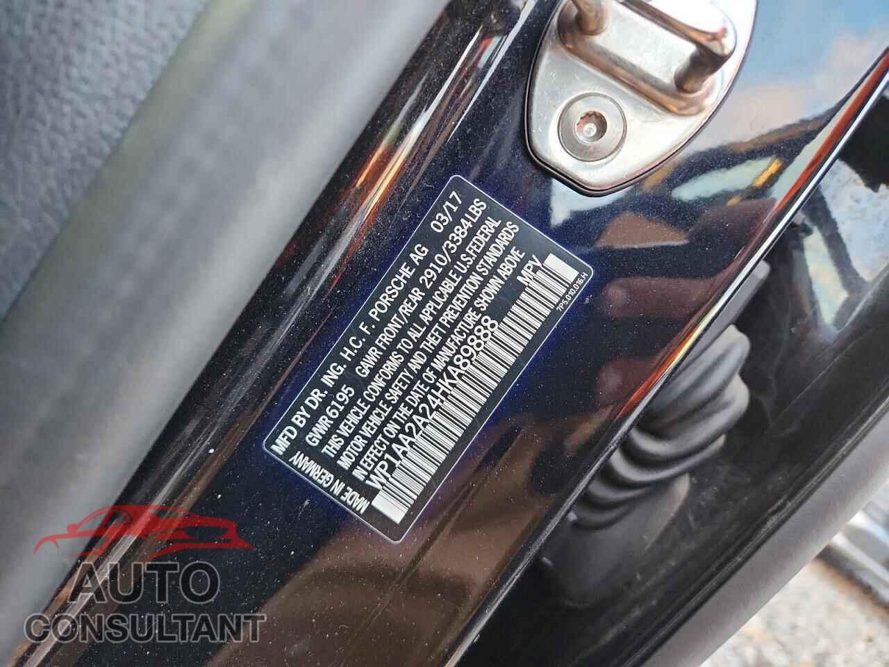 PORSCHE CAYENNE 2017 - WP1AA2A24HKA89888