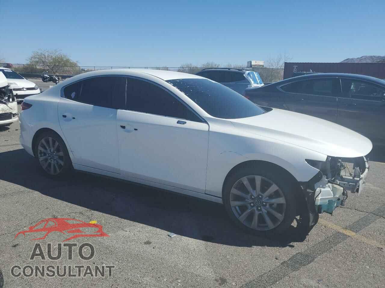 MAZDA 3 2021 - JM1BPABL7M1305609