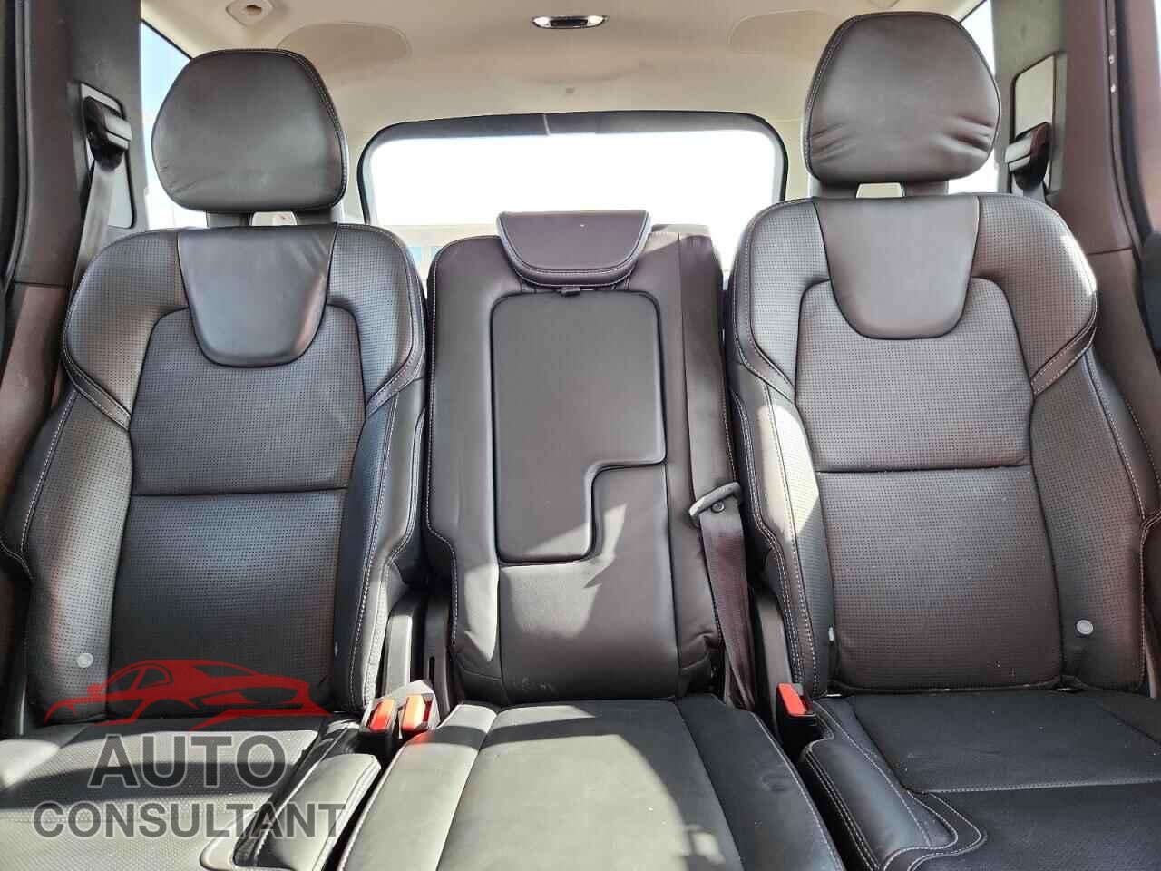 VOLVO XC90 2017 - YV4A22PL6H1156718