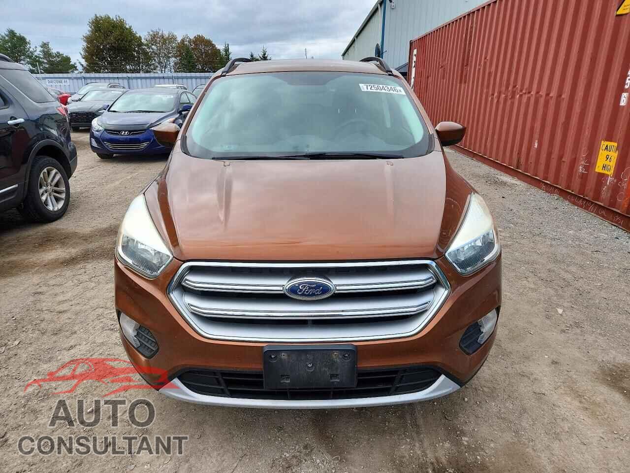FORD ESCAPE 2017 - 1FMCU9G92HUE58875