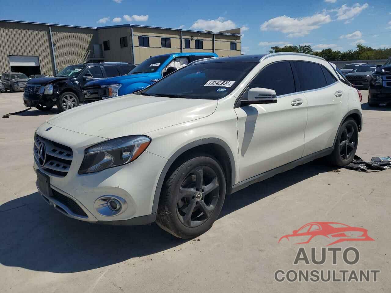 MERCEDES-BENZ GLA-CLASS 2018 - WDCTG4GB1JJ413235