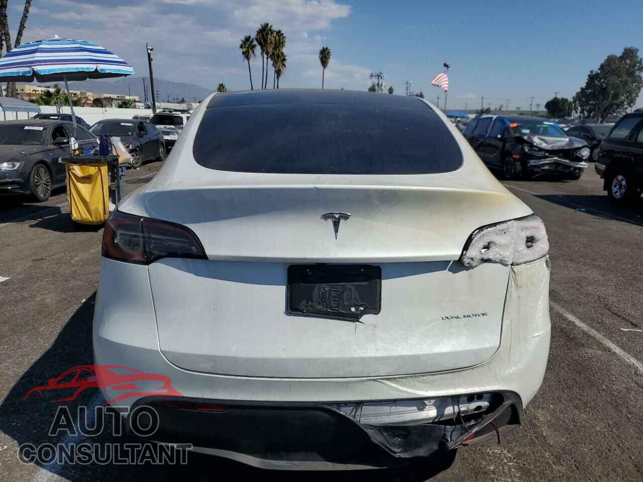 TESLA MODEL Y 2023 - 7SAYGDEE7PF971148