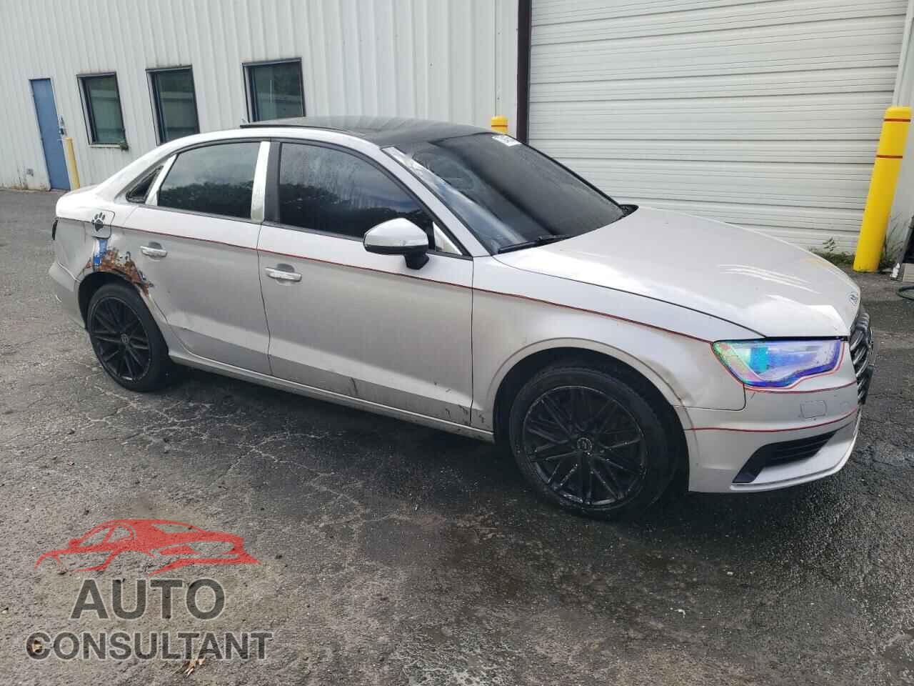 AUDI A3 2015 - WAUBFGFF7F1071238