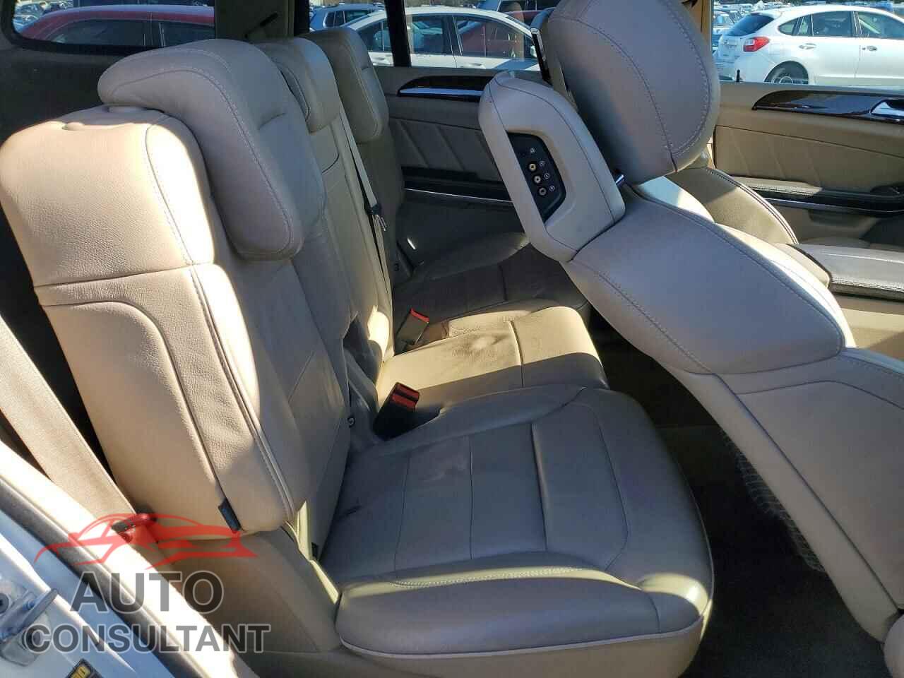 MERCEDES-BENZ GL-CLASS 2013 - 4JGDF7CE8DA162857