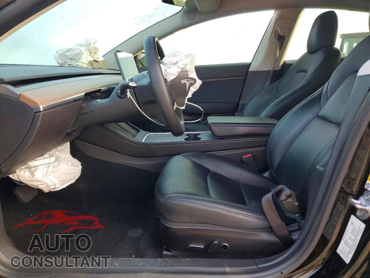 TESLA MODEL 3 2021 - 5YJ3E1EA6MF851362