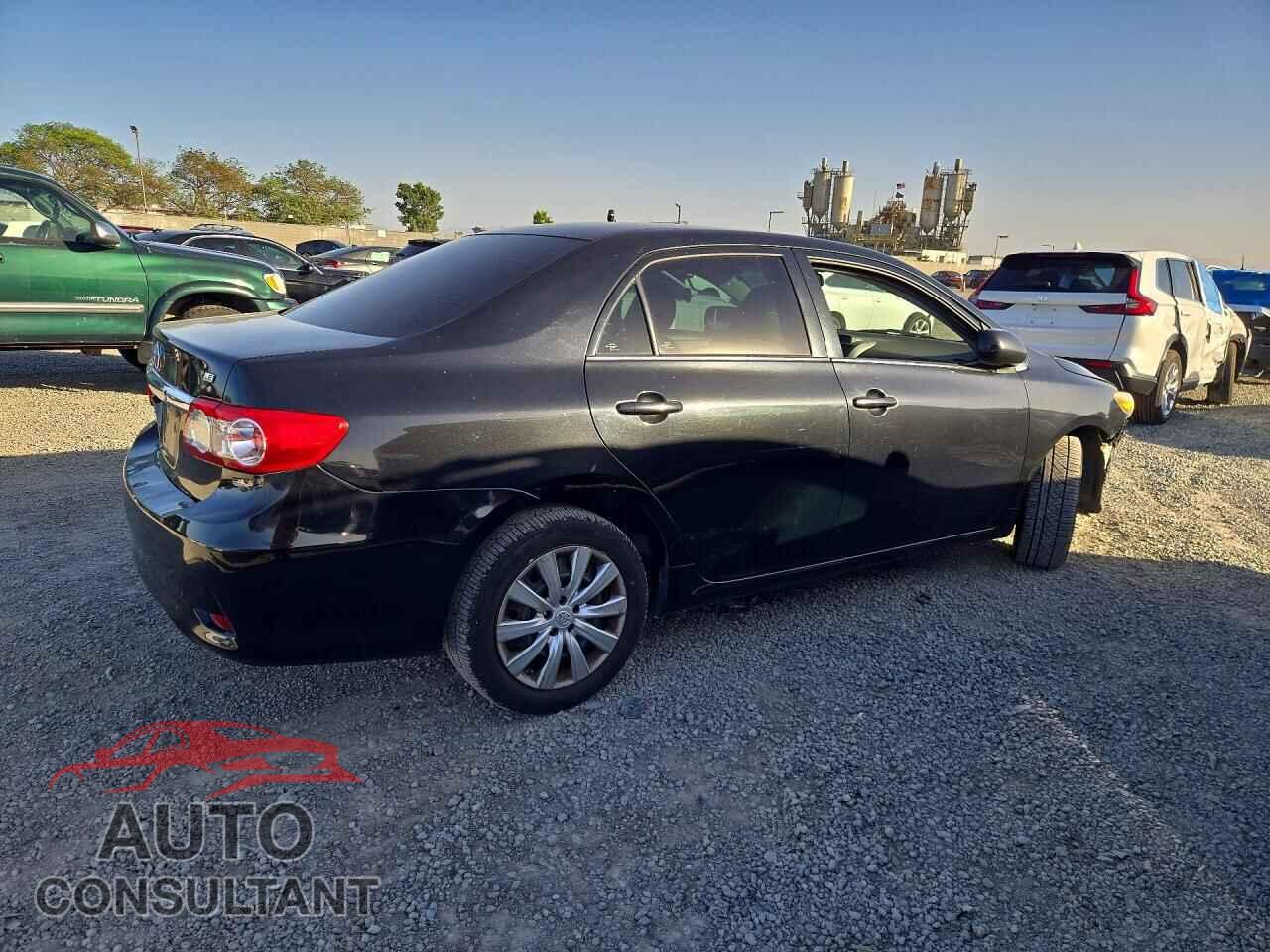 TOYOTA COROLLA 2013 - 5YFBU4EE6DP137173