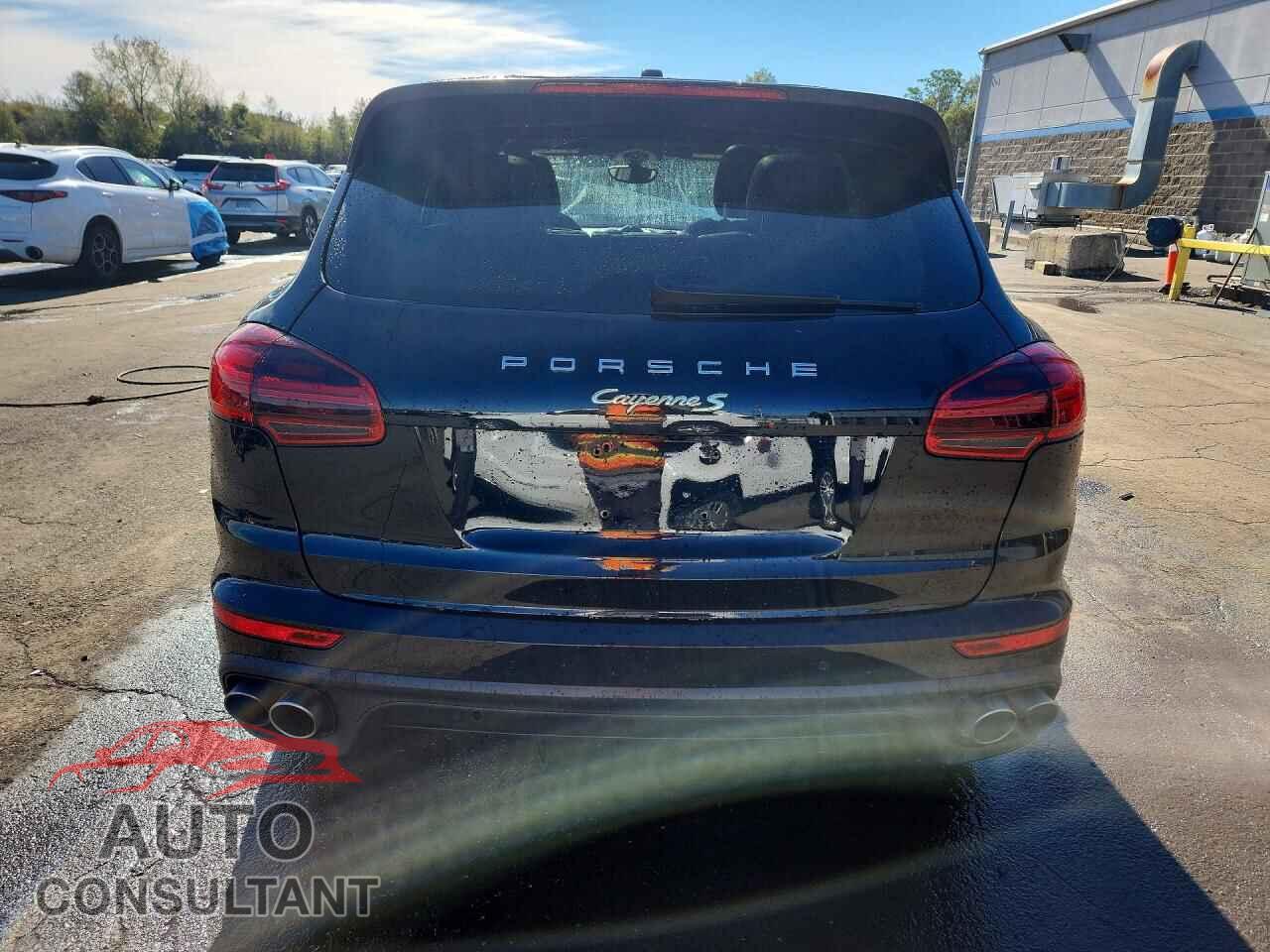 PORSCHE CAYENNE 2018 - WP1AE2A21JLA70509