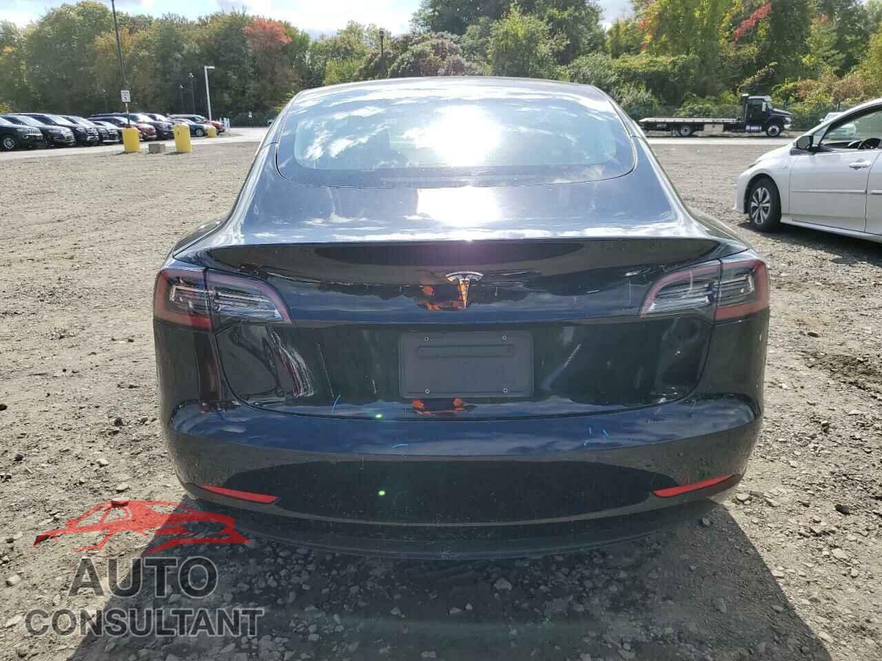 TESLA MODEL 3 2022 - 5YJ3E1EA5NF101503