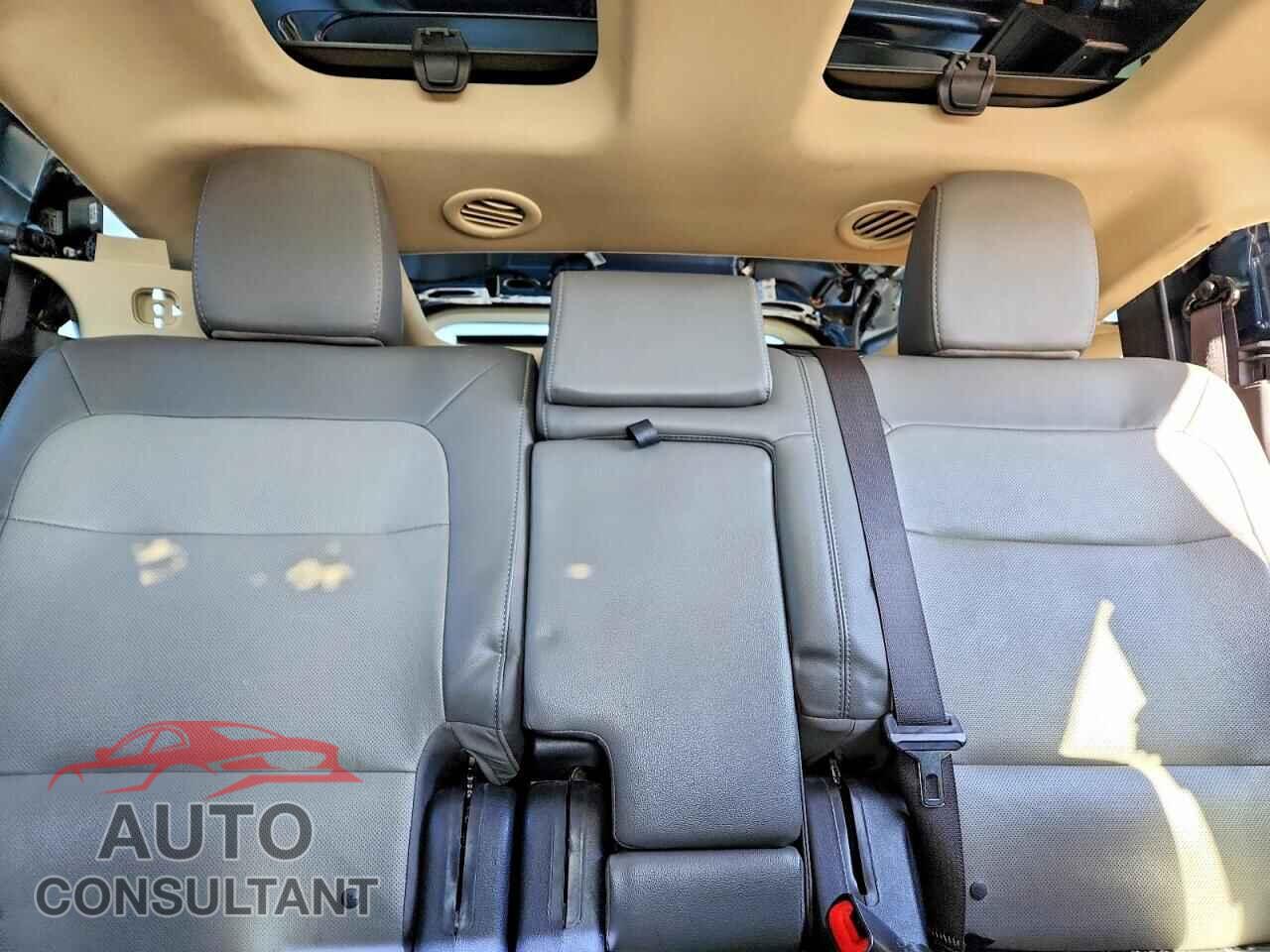 FORD FLEX 2018 - 2FMGK5C8XJBA06830