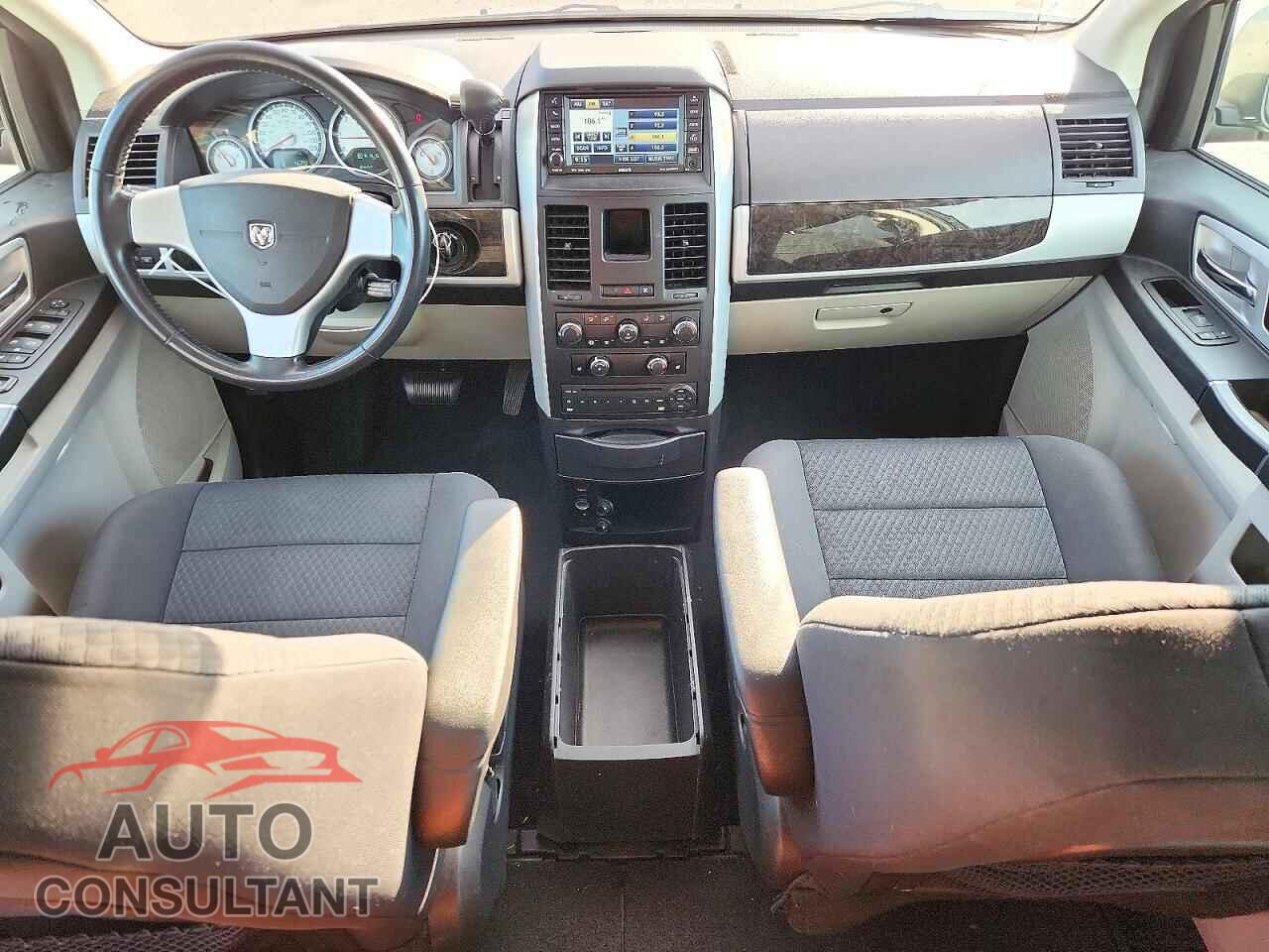 DODGE CARAVAN 2010 - 2D4RN5D13AR144838