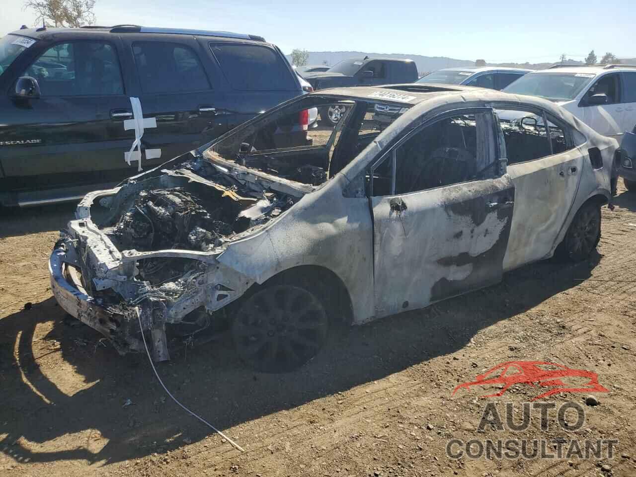 TOYOTA COROLLA 2020 - JTDHPRAE1LJ012590