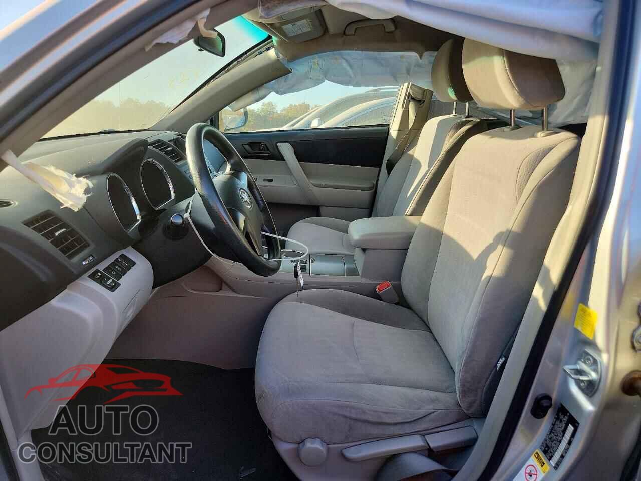 TOYOTA HIGHLANDER 2011 - 5TDZK3EH5BS037479