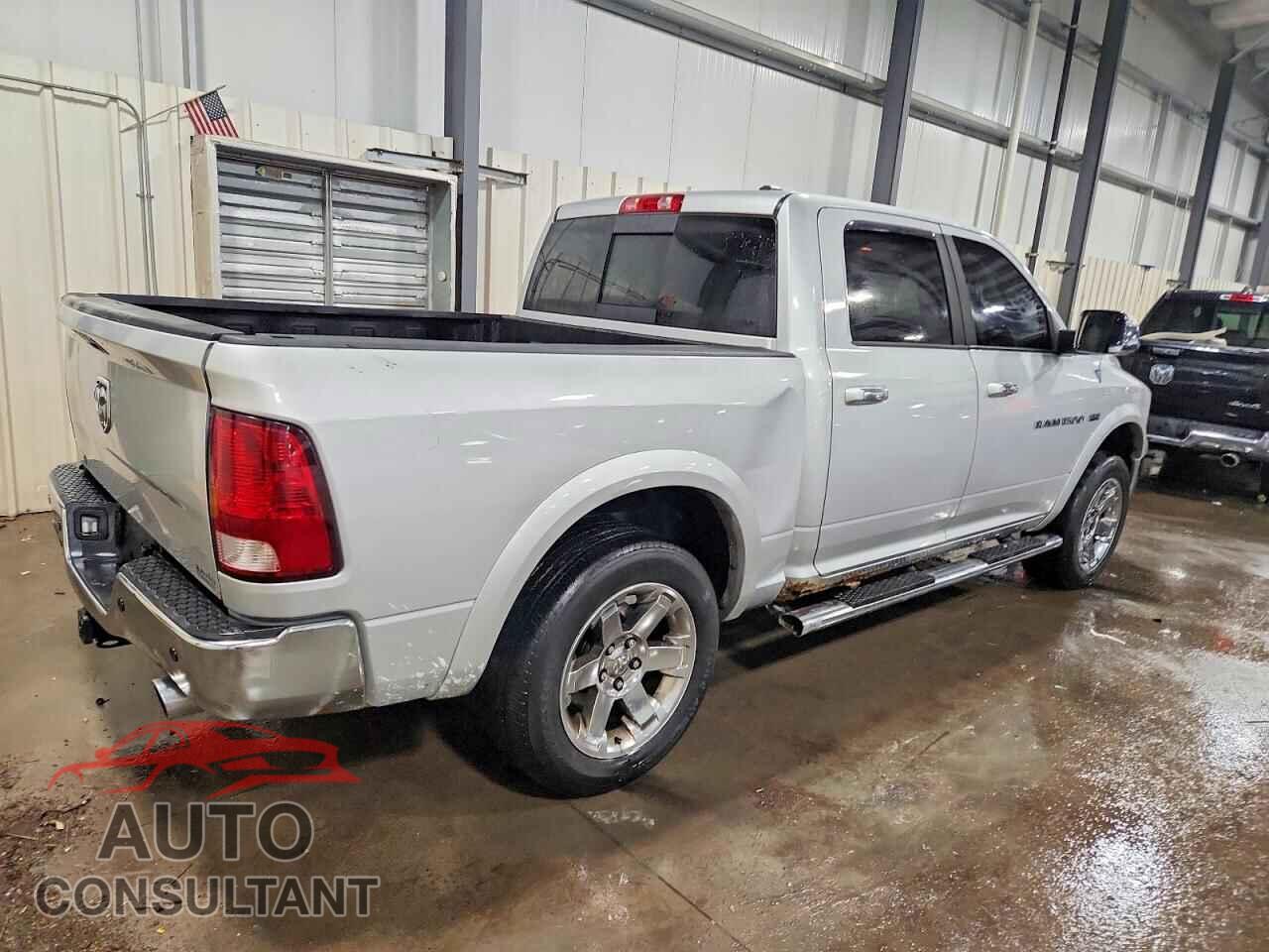 DODGE RAM 1500 2012 - 1C6RD7NT3CS230767