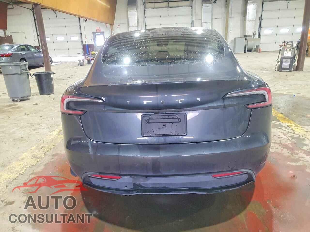 TESLA MODEL 3 2024 - 5YJ3E1EAXRF868883