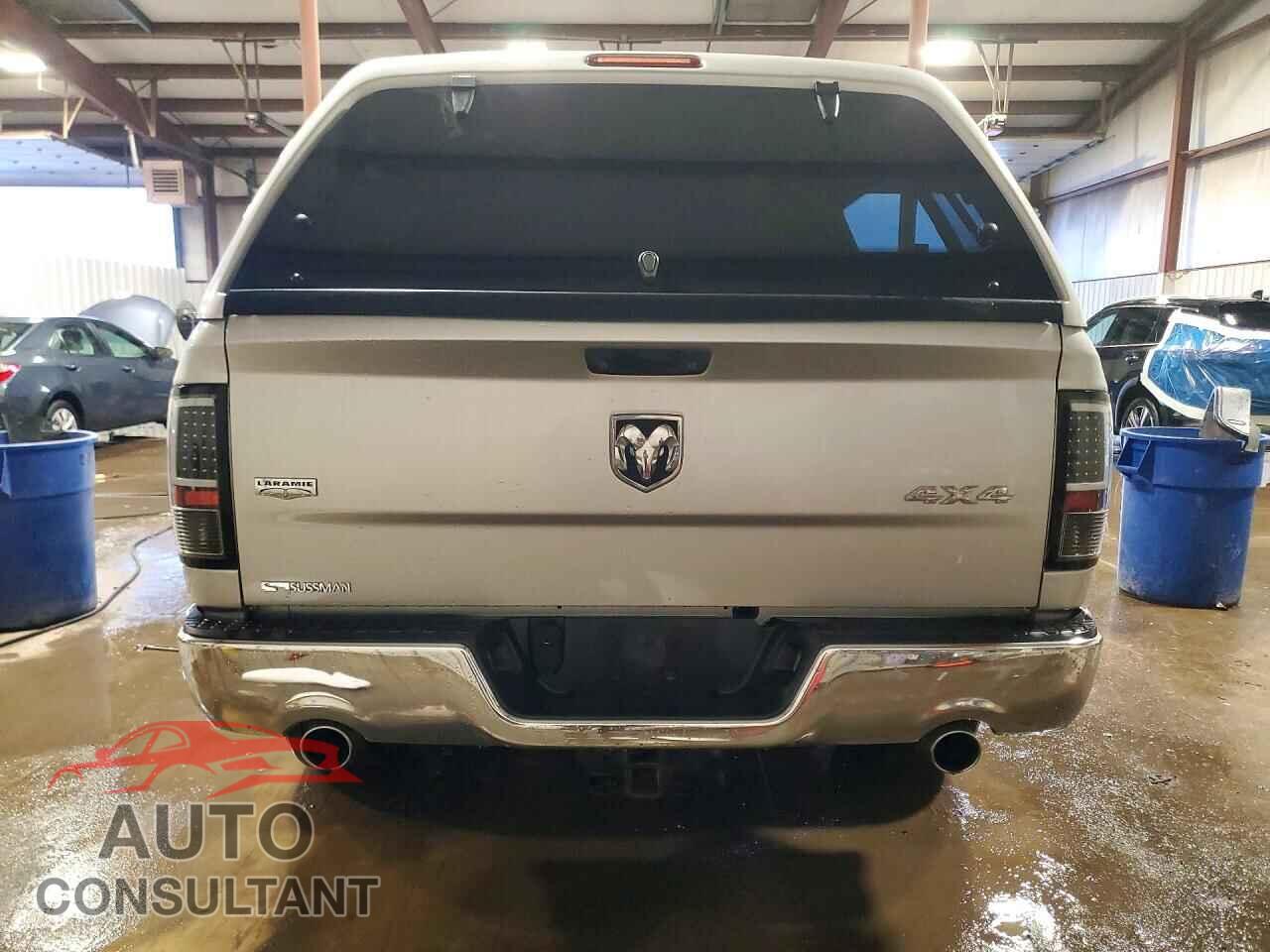 DODGE RAM 1500 2012 - 1C6RD7NT4CS269822