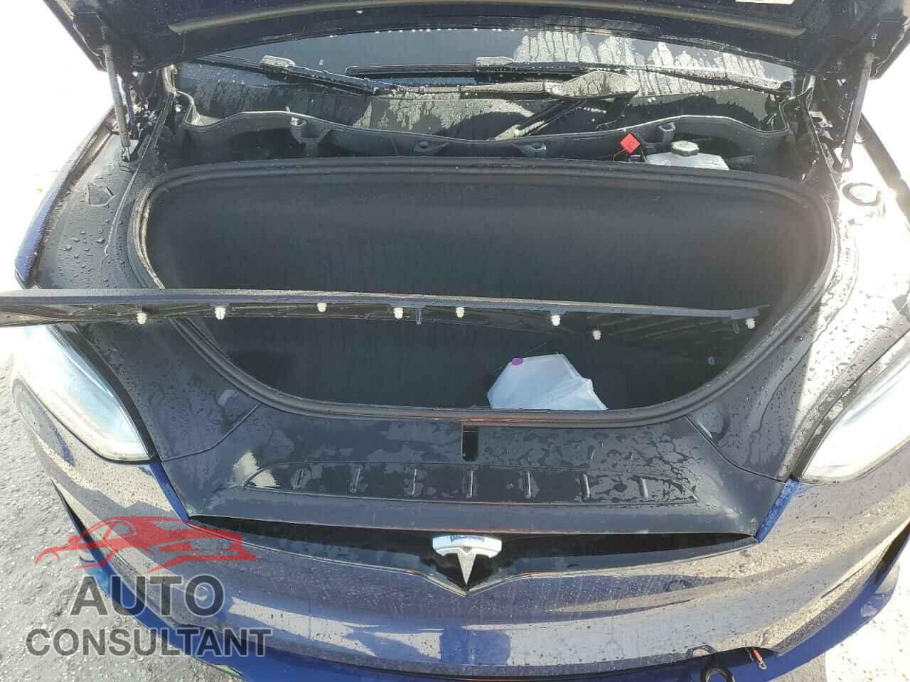 TESLA MODEL X 2023 - 7SAXCBE65PF403680