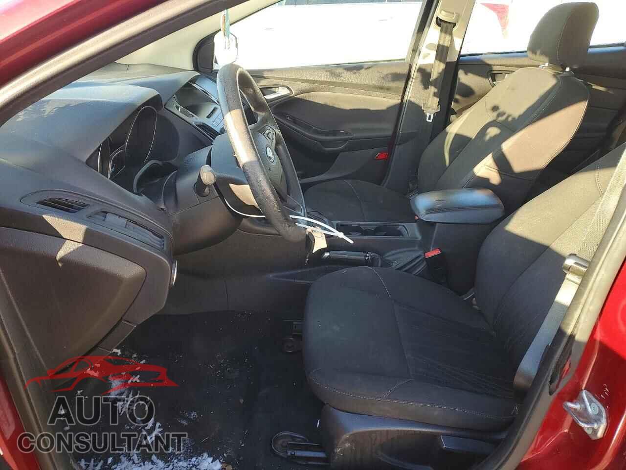 FORD FOCUS 2016 - 1FADP3F21GL213786