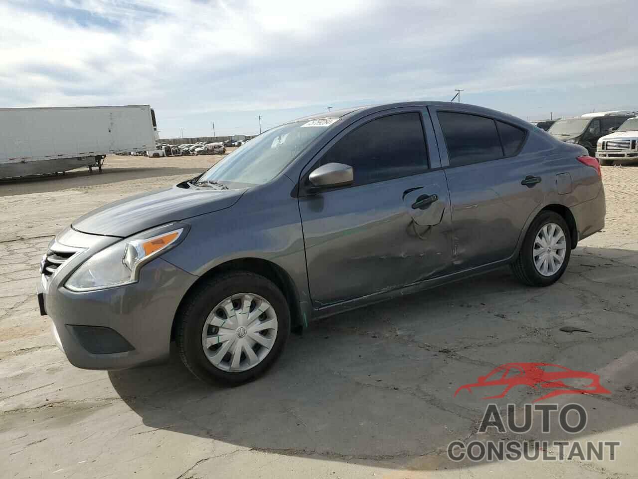 NISSAN VERSA 2018 - 3N1CN7AP6JL802563