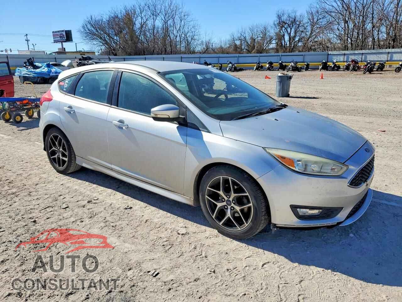 FORD FOCUS 2016 - 1FADP3K23GL287801