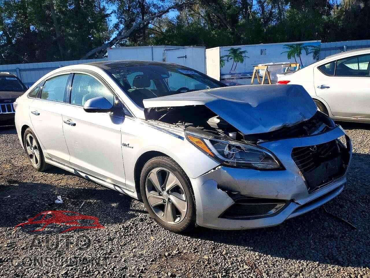 HYUNDAI SONATA 2017 - KMHE34L39HA075615