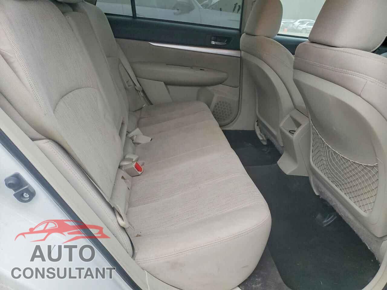 SUBARU OUTBACK 2013 - 4S4BRBGC5D3298216