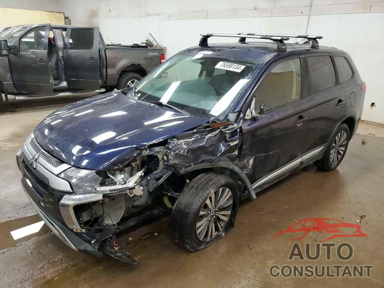 MITSUBISHI OUTLANDER 2019 - JA4AZ3A3XKZ052149