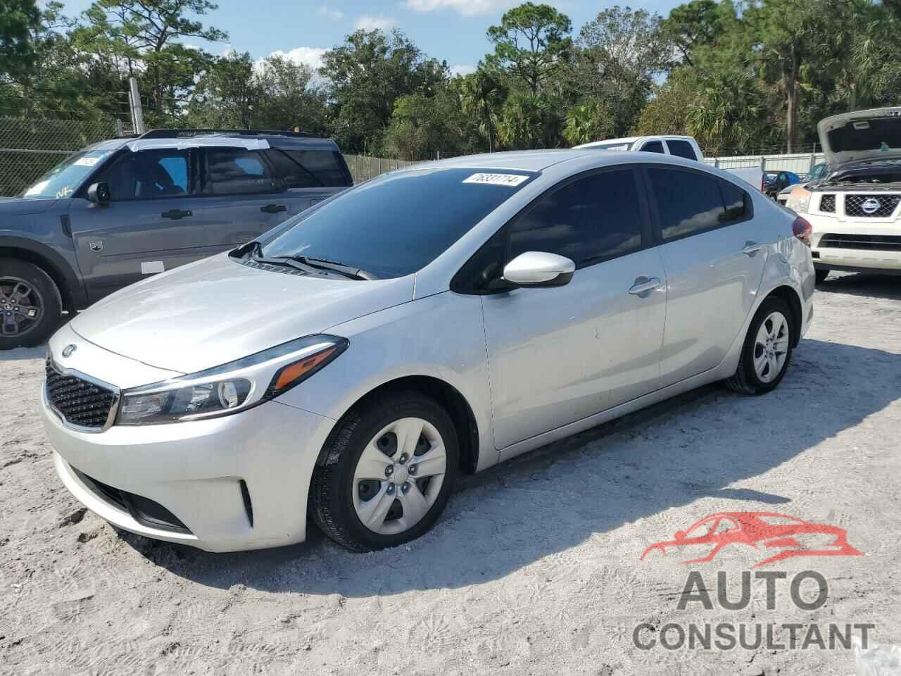 KIA FORTE 2017 - 3KPFK4A73HE075947