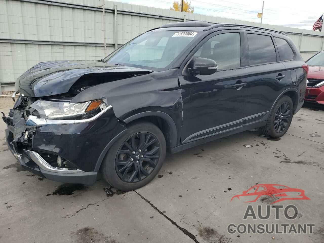 MITSUBISHI OUTLANDER 2018 - JA4AD3A37JZ032146