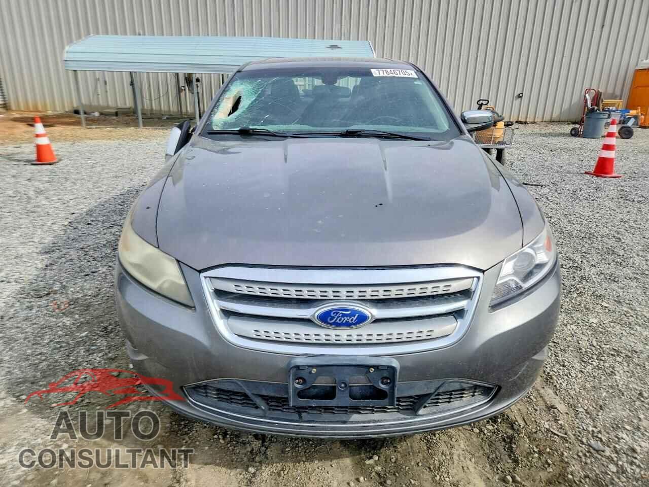 FORD TAURUS 2011 - 1FAHP2FW4BG170013
