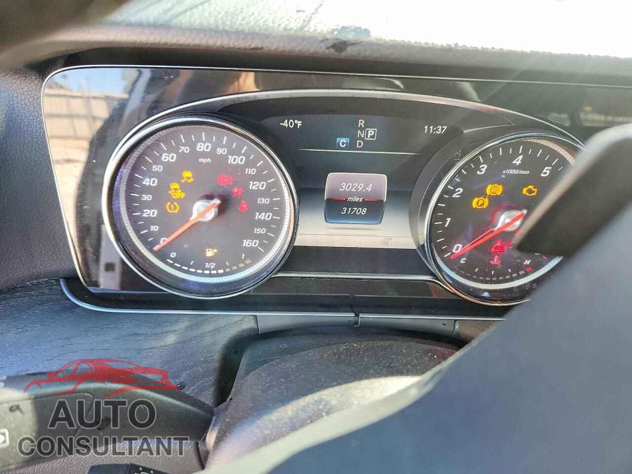 MERCEDES-BENZ E 2018 - WDDZF4JB0JA355457