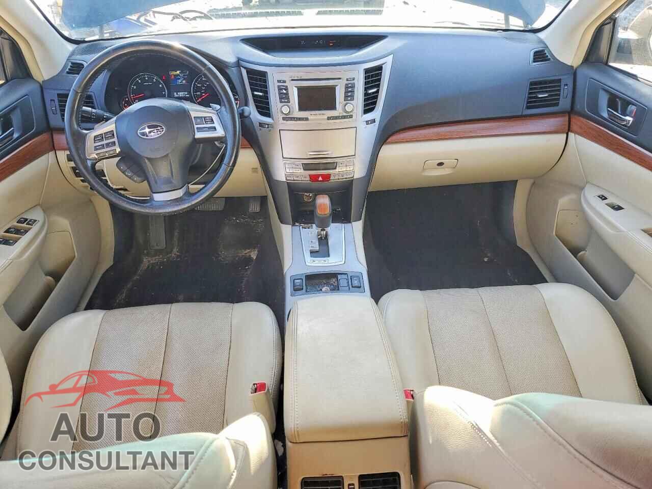 SUBARU OUTBACK 2014 - 4S4BRBLC9E3215457