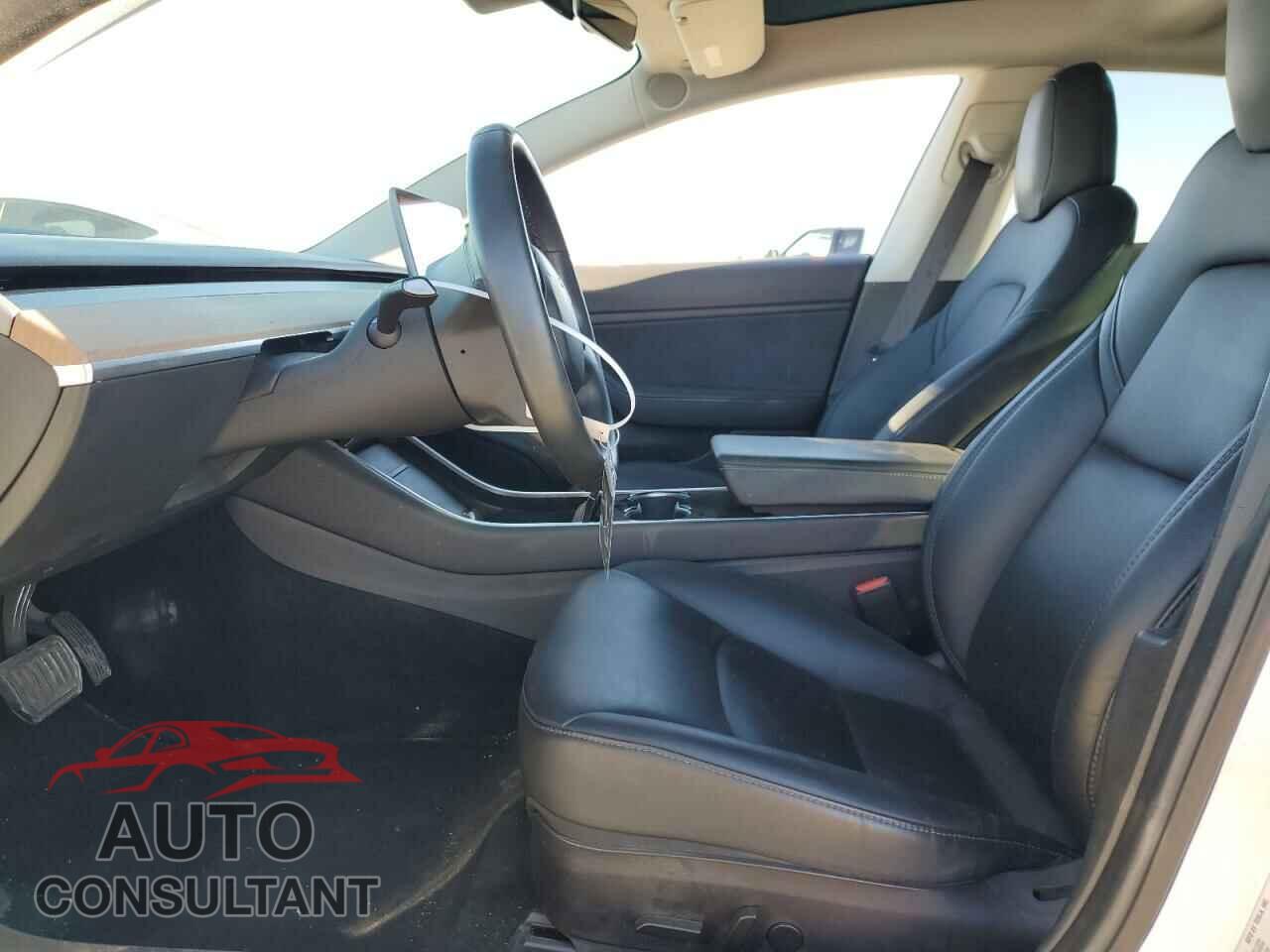 TESLA MODEL 3 2018 - 5YJ3E1EA9JF108223