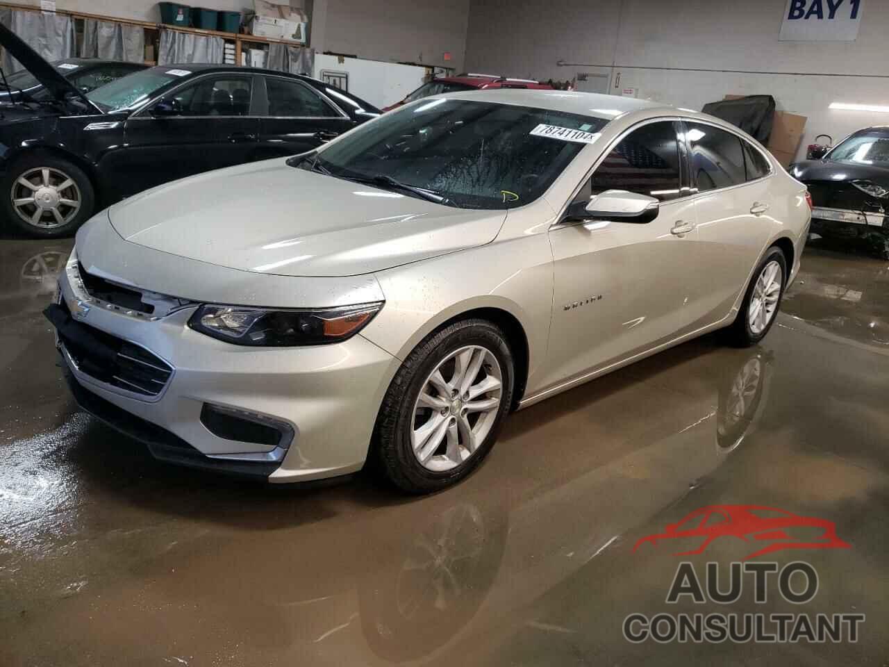 CHEVROLET MALIBU 2016 - 1G1ZE5ST4GF272063