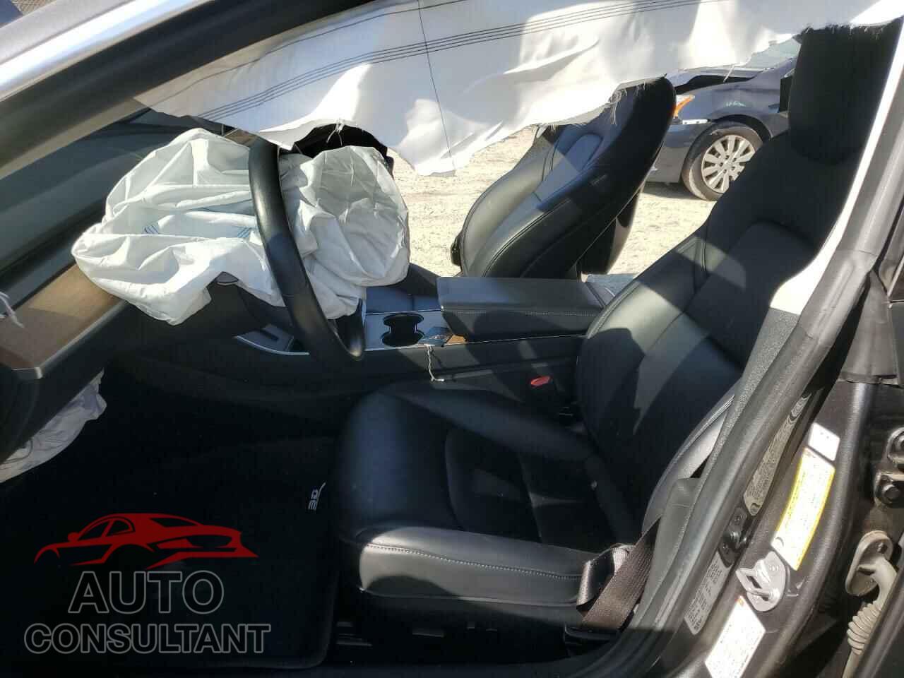 TESLA MODEL 3 2018 - 5YJ3E1EB8JF066491