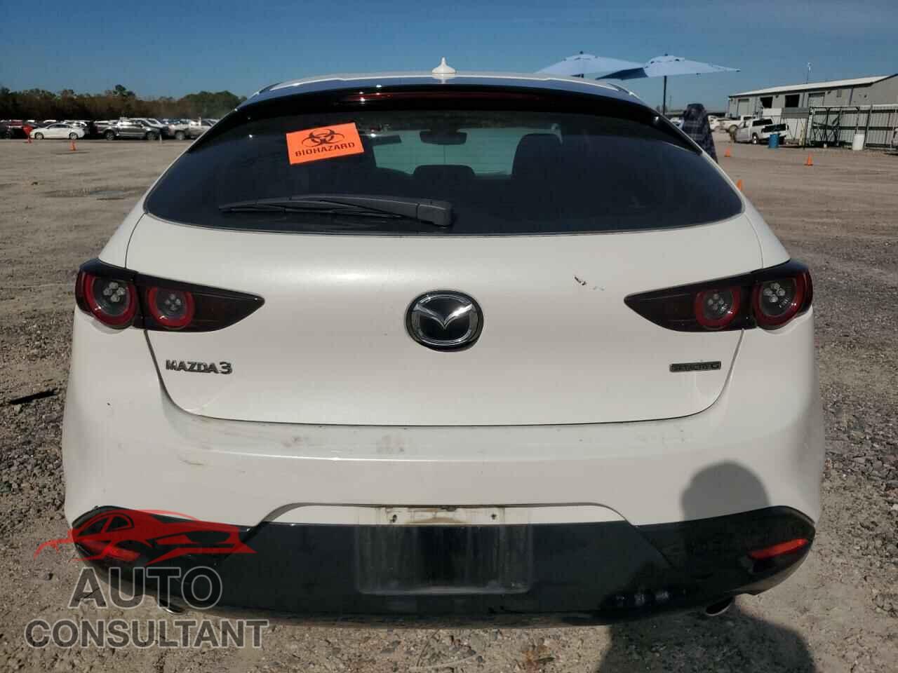 MAZDA 3 2021 - JM1BPAML3M1401086