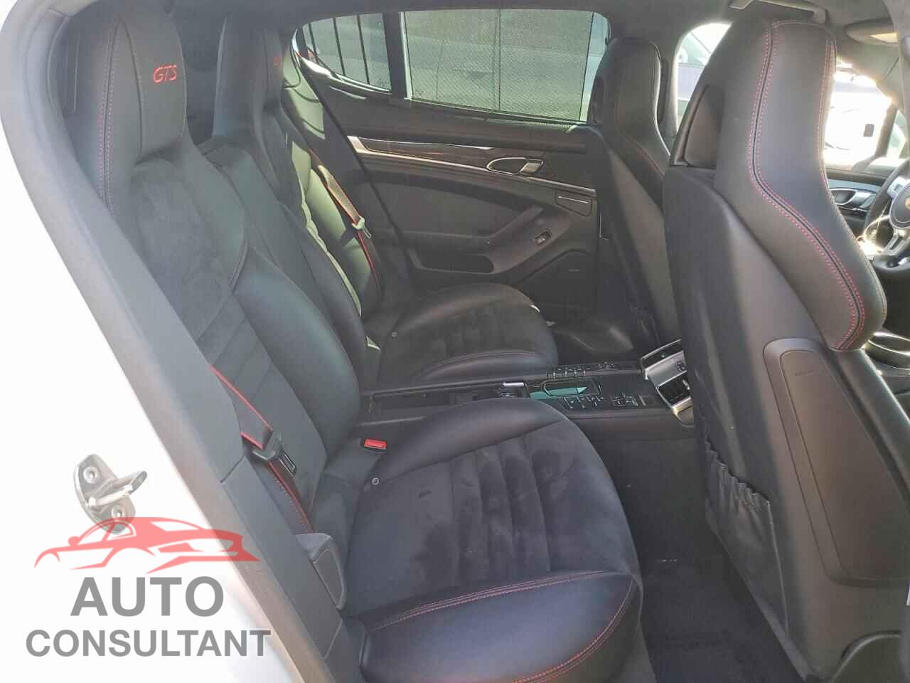 PORSCHE PANAMERA 2016 - WP0AF2A79GL081275