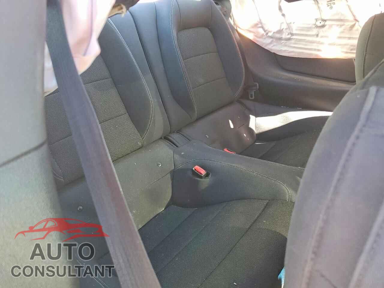 FORD MUSTANG 2015 - 1FA6P8AM8F5337782