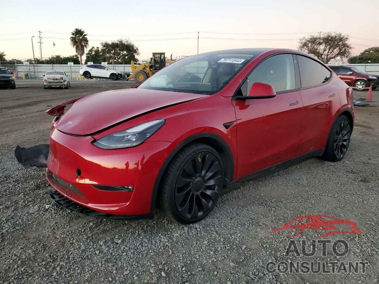 TESLA MODEL Y 2023 - 7SAYGDEF2PF615540