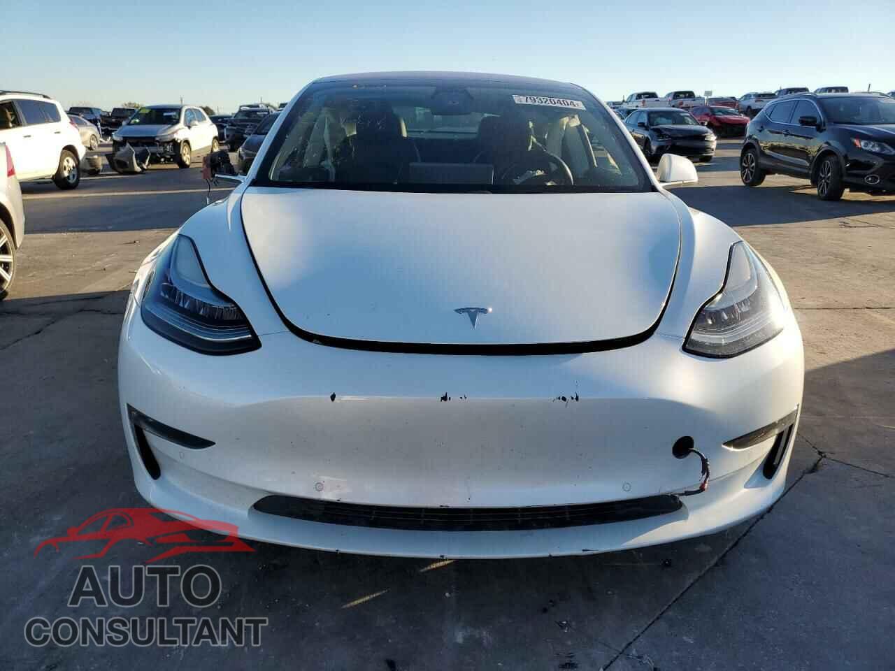 TESLA MODEL 3 2018 - 5YJ3E1EA8JF035331