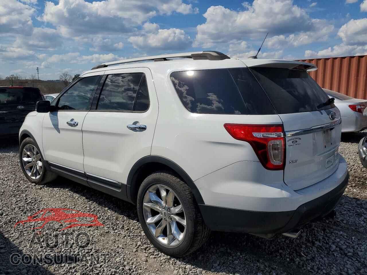 FORD EXPLORER 2013 - 1FM5K7D88DGA97563